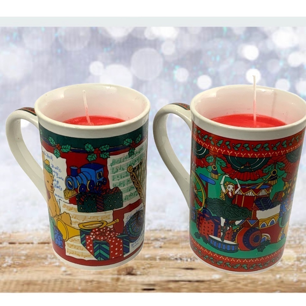 Christmas Candles Hand Poured Artisan Made Ceramic 10 OZ Cinnamon Scent 2 Pc Set